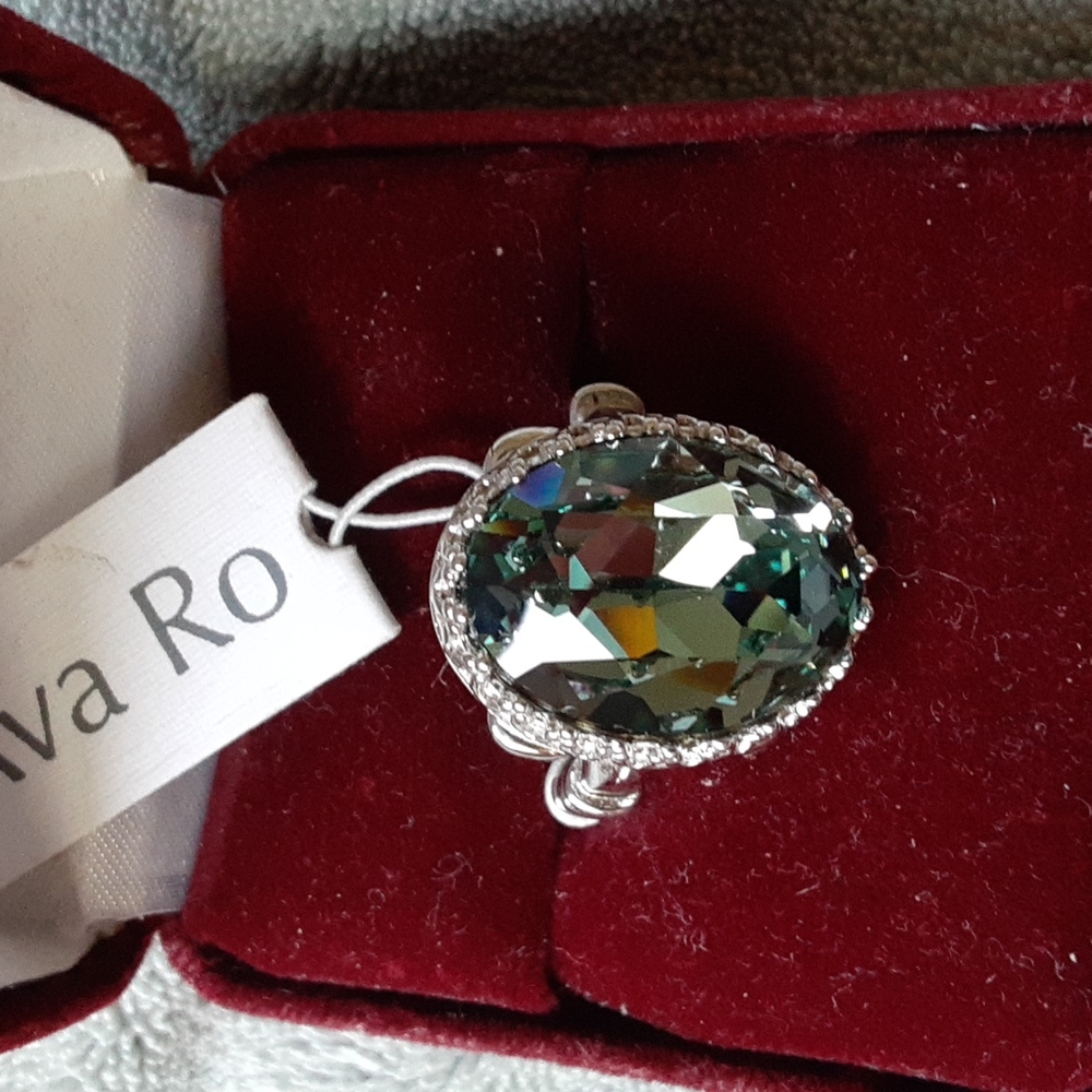 Beautiful Swarovski Ring